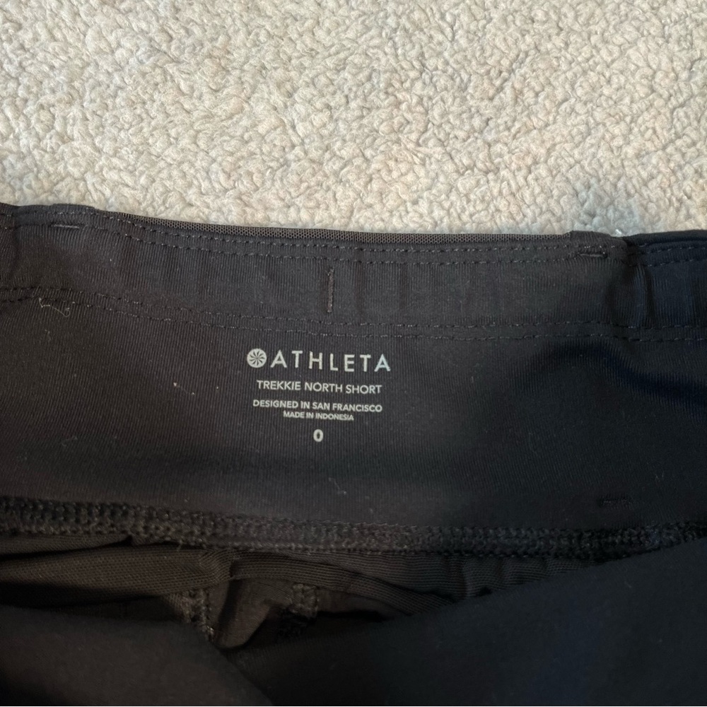 Athleta Women's Black Trekkie North Short Size 0 - Picture 3 of 8